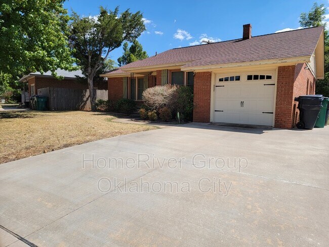 Building Photo - 2832 NW 66th St