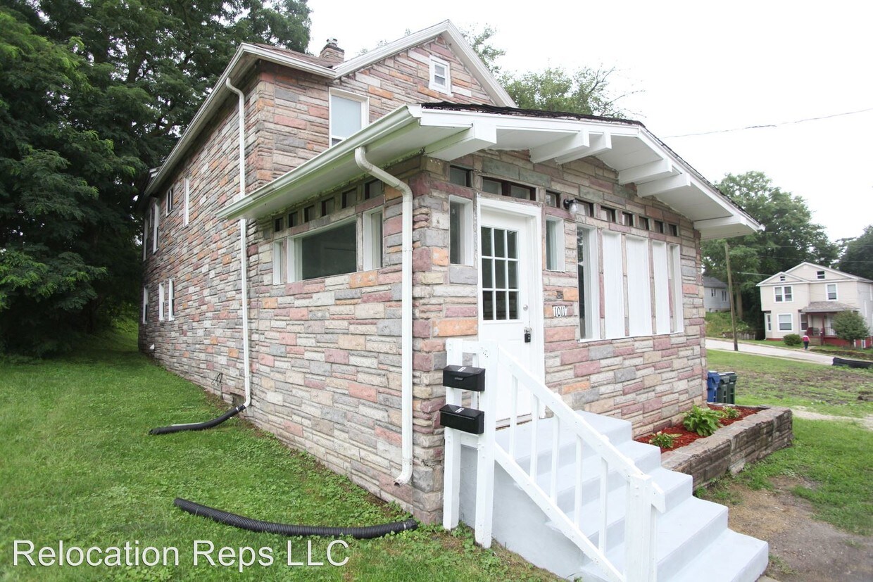Primary Photo - 1011 N Ripley St