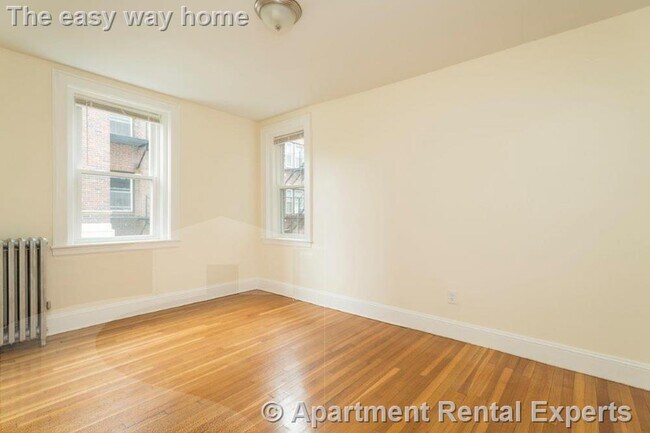 Foto del edificio - 136 Highland Ave