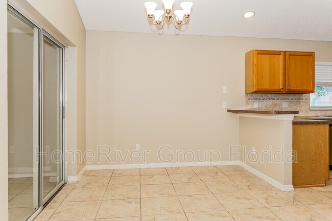 Foto del edificio - 1179 Twin Rivers Blvd