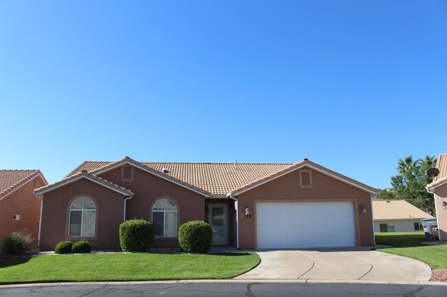 Building Photo - 210 N Mall Dr