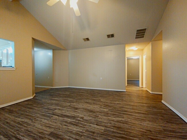 Foto del edificio - Spacious 3 bed 2 bath home in Cooper ISD