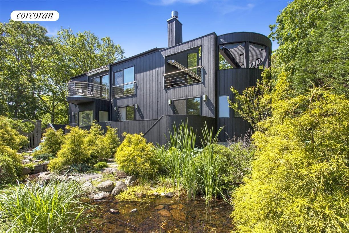 Primary Photo - 35 Milina Dr