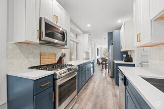 Building Photo - 1408 W Ohio St