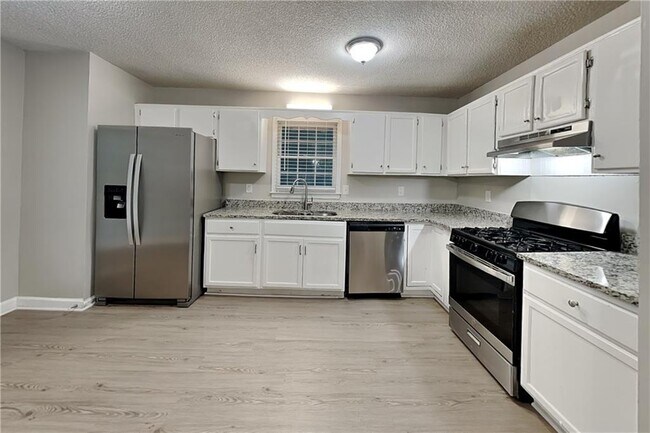 Foto del edificio - 5 Indian Lake Ct