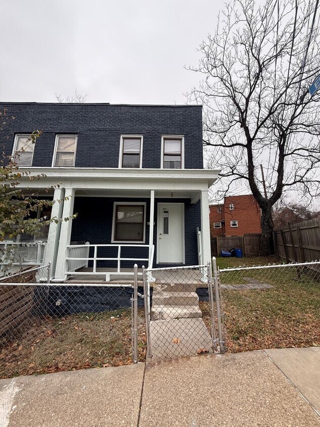 Primary Photo - Cozy 2-Bedroom Townhome for Rent – Lincoln-Larimer, Pittsburgh, PA