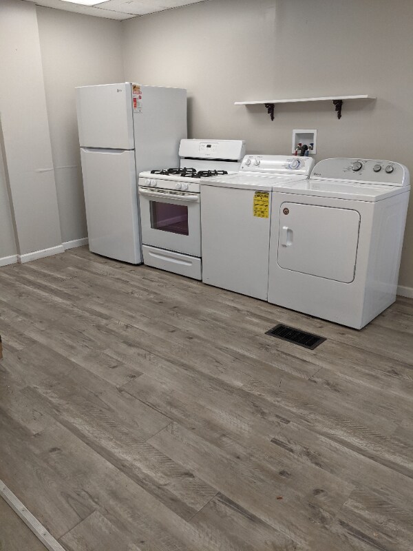 302 W Broadway Unit 1, Fulton, NY 13069 Room for Rent in Fulton, NY