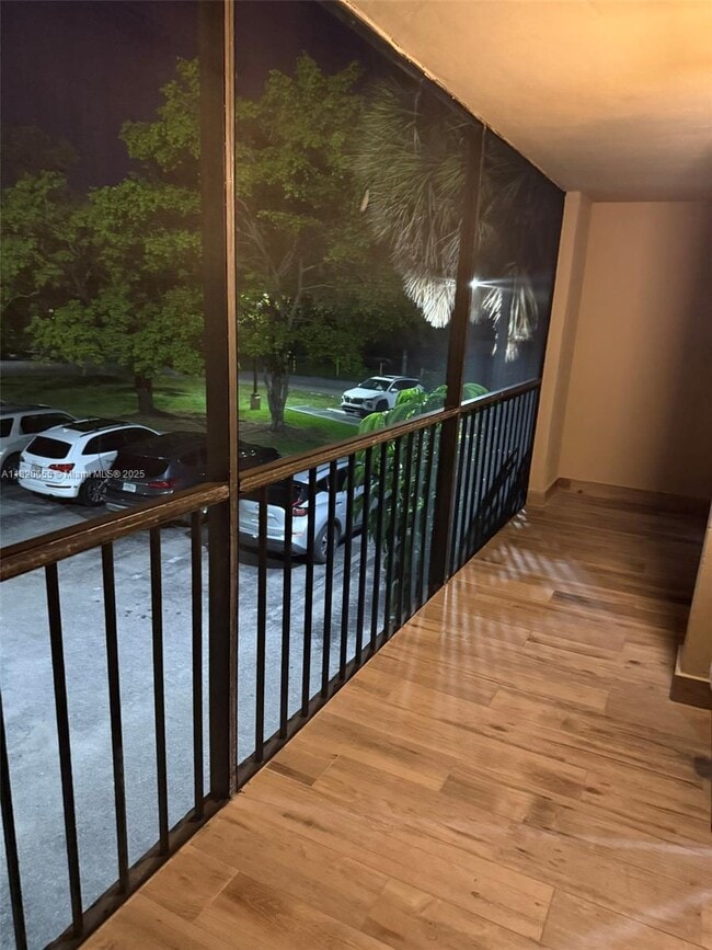 Foto del edificio - 8625 NW 8th St