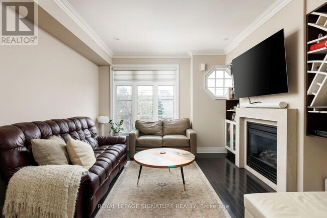 Building Photo - 825C Oxford St