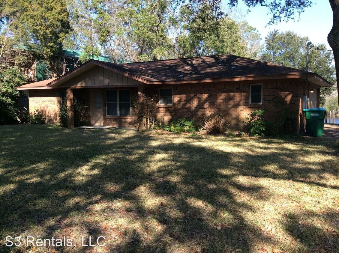 Primary Photo - 3 br, 2 bath House - 7585 E. Oaklawn Rd