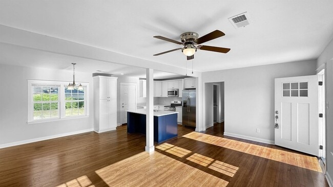 Foto del edificio - 1049 N Idlewild St
