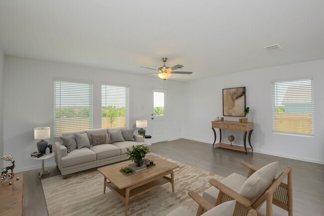 Foto del edificio - 2745 Mistwood Dr