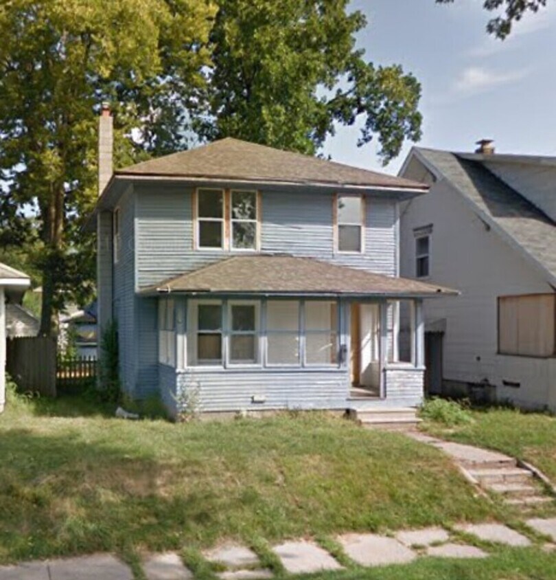 Building Photo - 1219 E Donald St