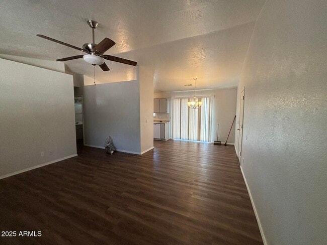 Building Photo - 719 Desert Jewel Dr