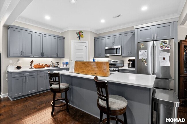 Foto del edificio - Spacious 5BR House in Norfolk