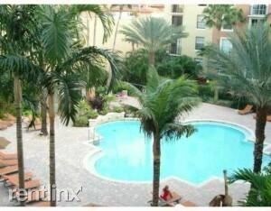 Foto del edificio - 1 br, 1 bath  - 701 S Rosemary Ave # F201