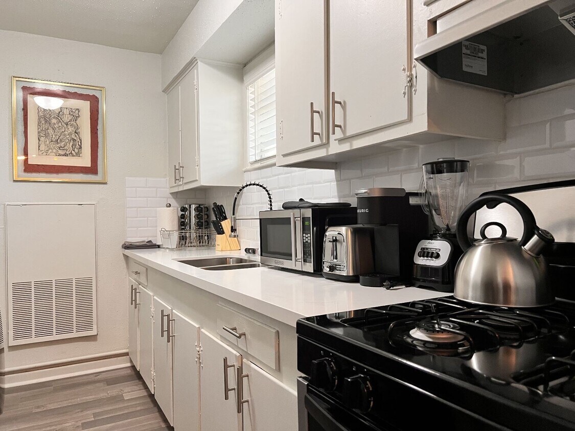 Foto principal - 2420 McDuffie St