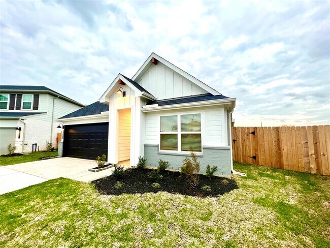 Building Photo - 1503 Cordelia Ct