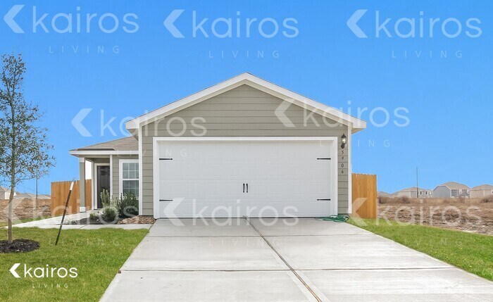 Foto principal - 5906 Sapphire Lagoon Rd