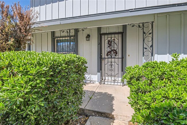 Foto del edificio - 1362 Dorothy Ave