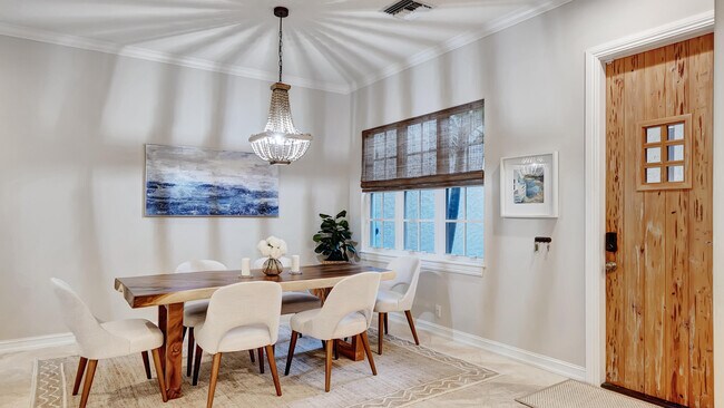 Building Photo - 1029 Coralina Ln
