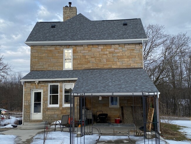 Building Photo - 431 Brownsdale Rd