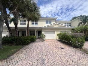 Building Photo - 3930 Sabal Way