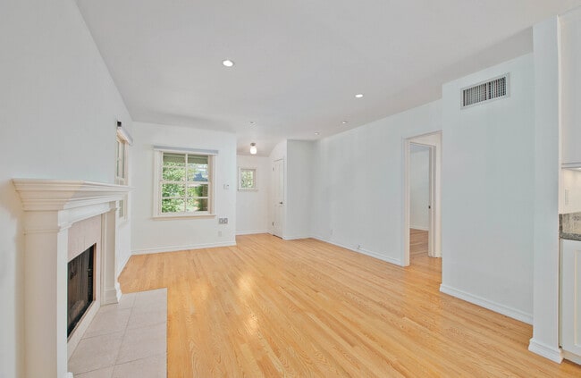 Foto del edificio - 13964 Peach Grove St