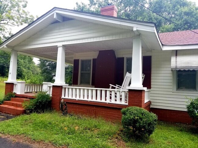 Building Photo - 216 Jefferson St