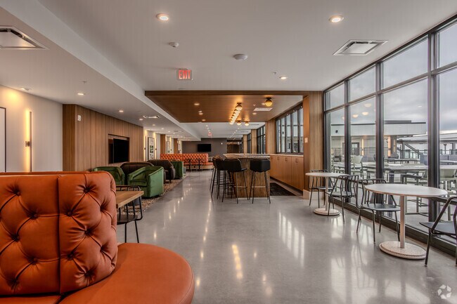 Salón en la azotea - 4th & 5th