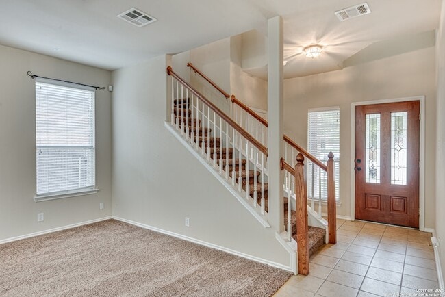 Building Photo - 2637 Gallant Fox Dr