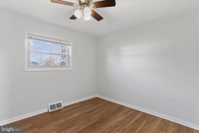 Foto del edificio - 855 Anthony Ave