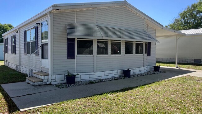 Foto del edificio - 1204 Calusa Dr