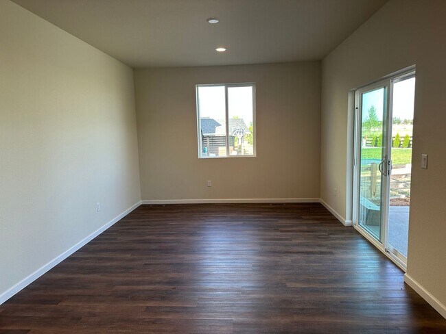 Foto del edificio - 274 Marlowe Dr