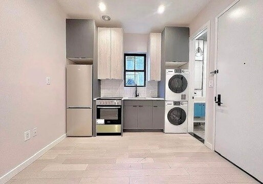 Photo - 83 Beadel St (Brooklyn, NY)