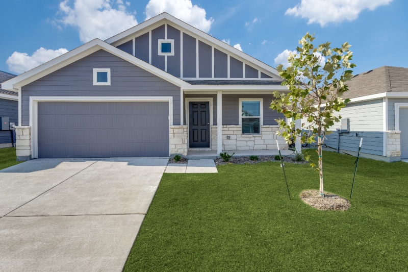 Primary Photo - 111 Lemongrass Dr