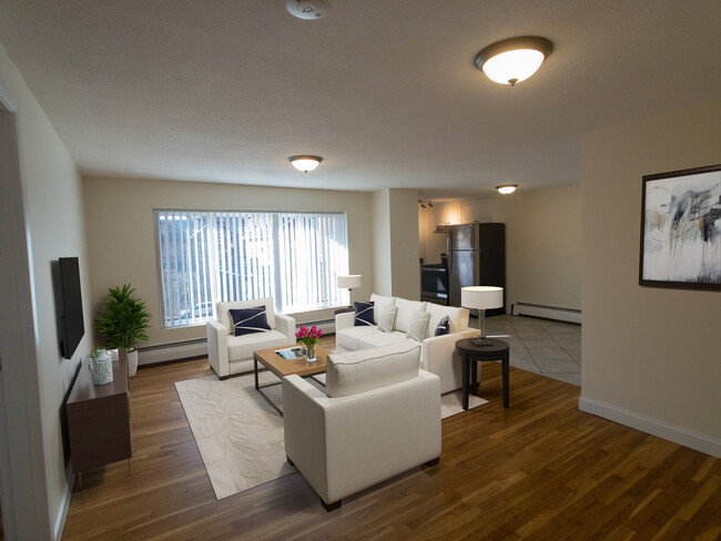 Foto del edificio - 42 W Emerson St