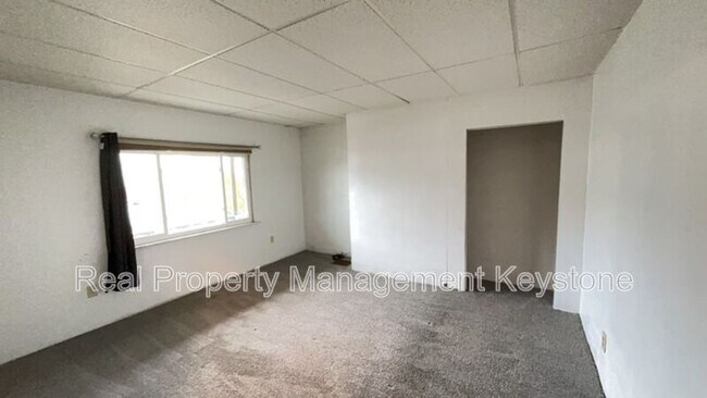 Foto del edificio - 242 E 17th Ave