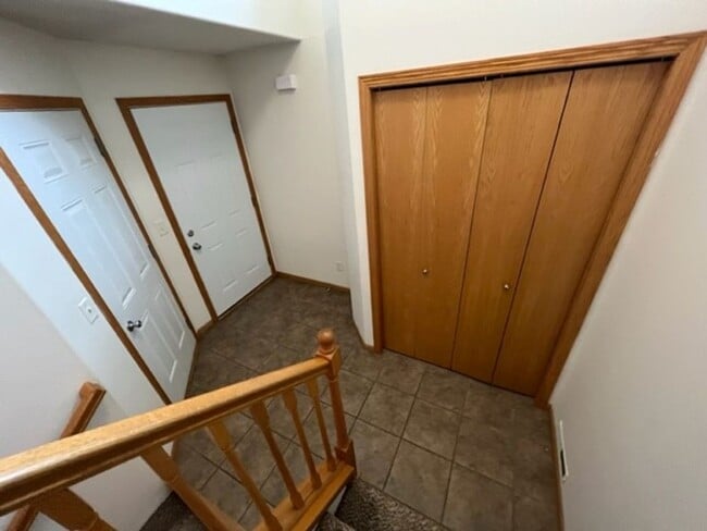 Building Photo - 1214 37th Ave S