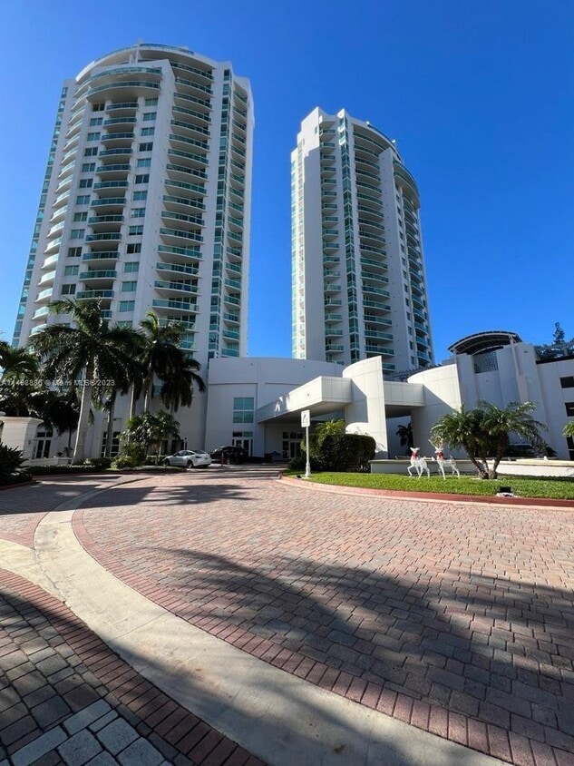19400 Turnberry Way Unit 1811, Aventura, FL 33180 Condo for Rent in Aventura, FL