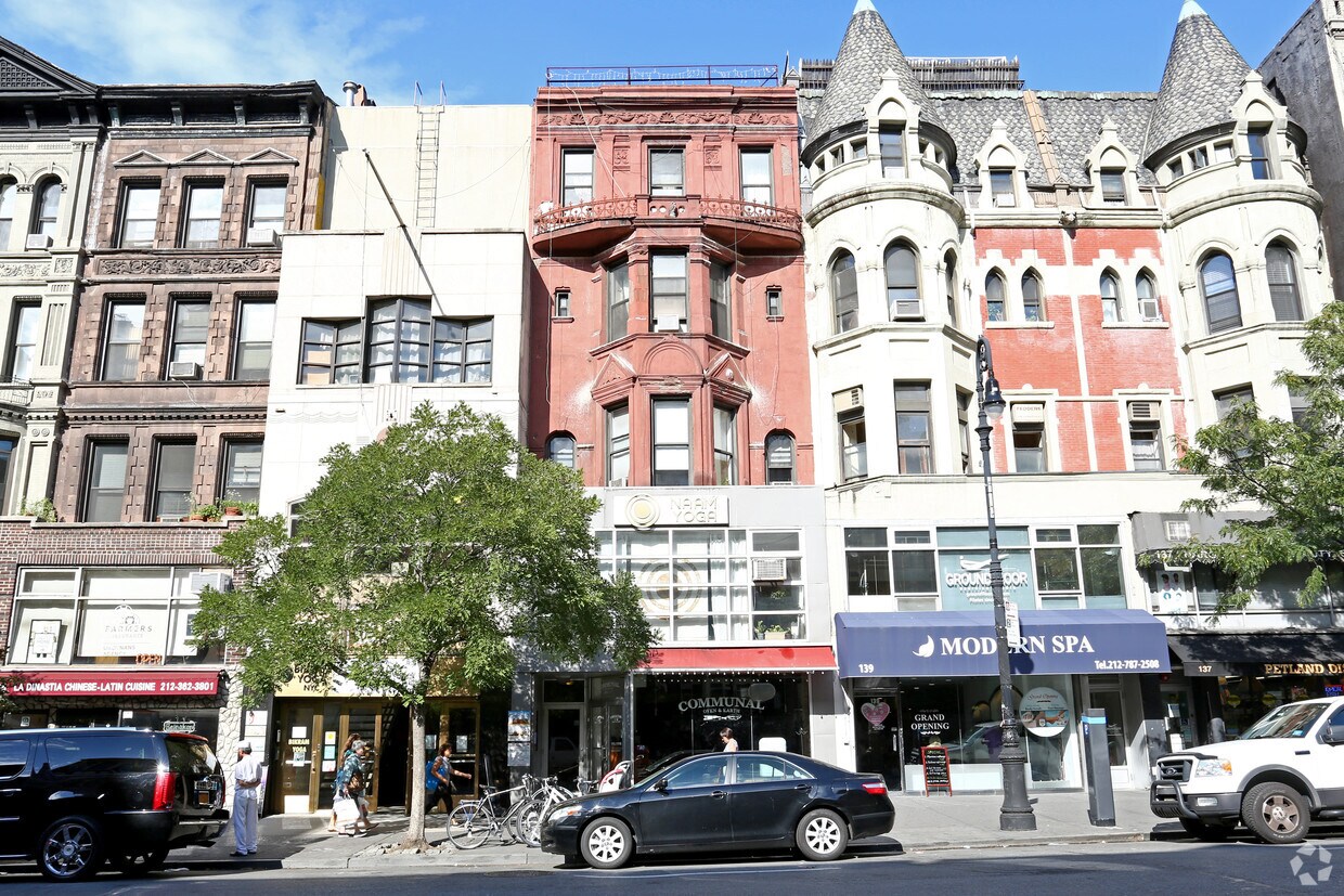 Foto del edificio - 141 W 72nd St