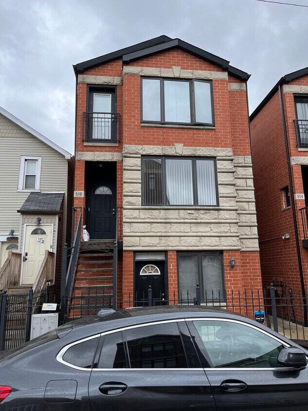 Primary Photo - 516 S Denvir Ave