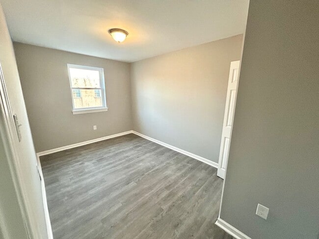 Foto del edificio - Anika Homes 3 Bedroom