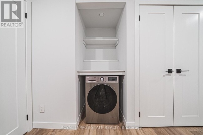 Photo du bâtiment - 555 Sanatorium Rd