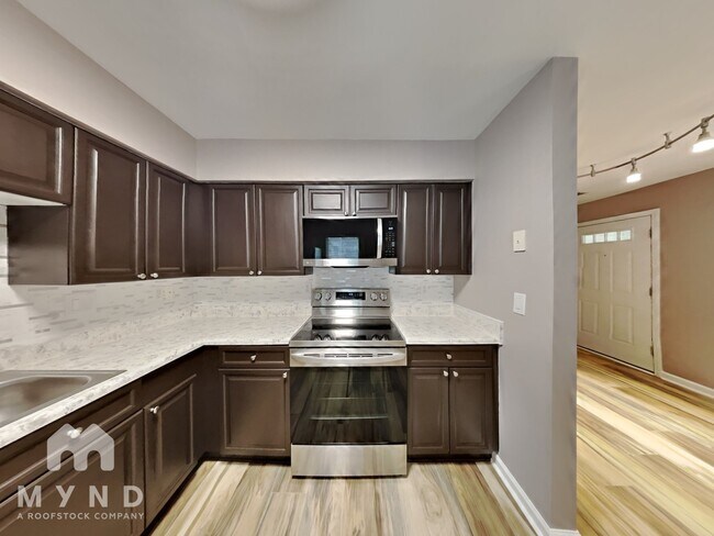 Foto del edificio - 4297 Melrose Club Dr