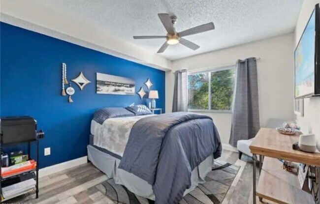 Foto del edificio - 1840 Florida Club Cir