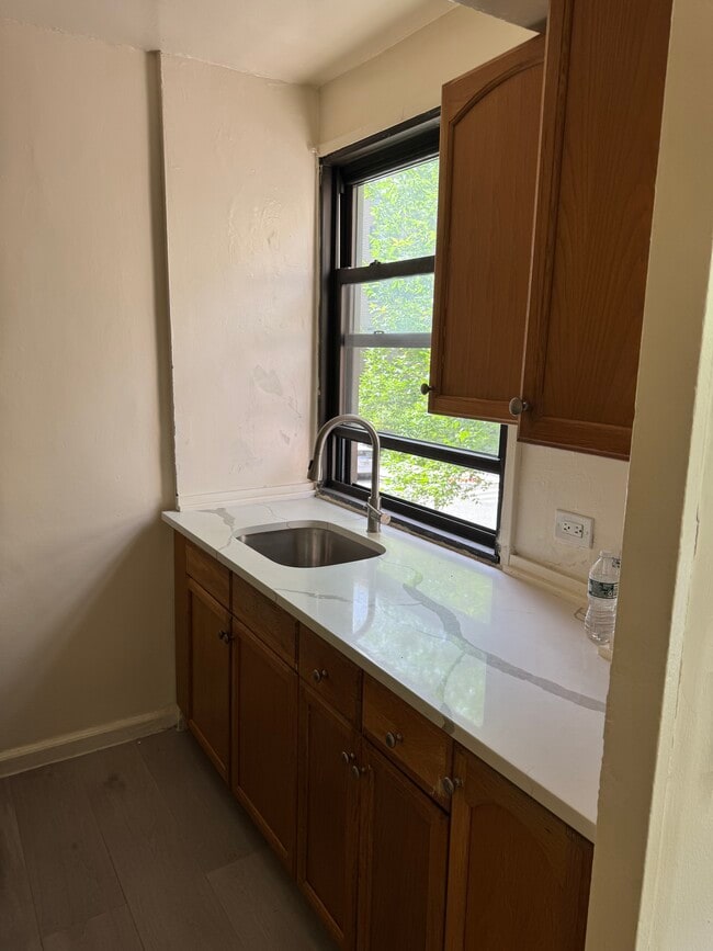 Building Photo - 9834 63rd Dr