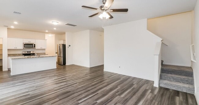 Building Photo - The Nexus at Kingsland Heights