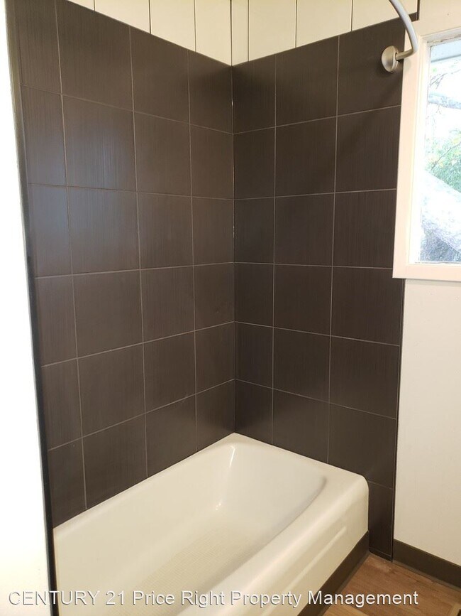 Foto del edificio - 4 br, 2 bath House - 3412 5th Street