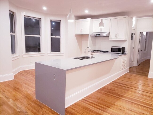 Building Photo - 15 Prospect Hill Ave